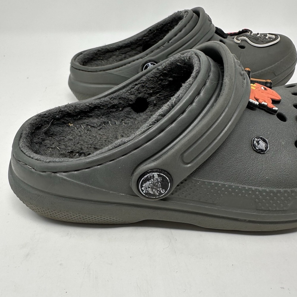 Crocs Gray Classic Slip On Clogs w / Dinosaur Charms Kids Size 12 C - Picture 5 of 7